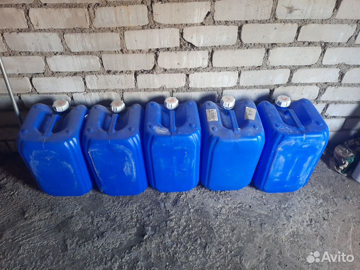 Канистры пластиковые