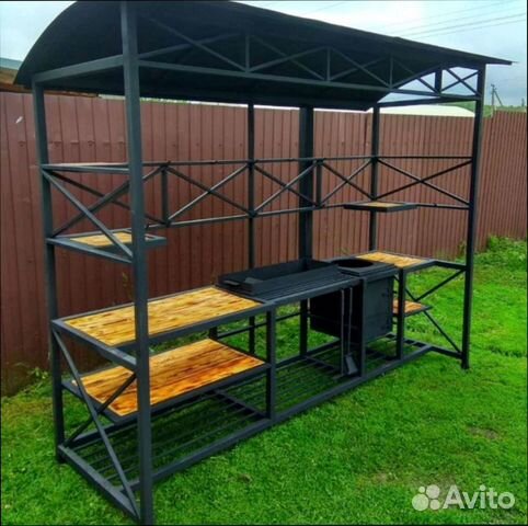 Мангал с крышей