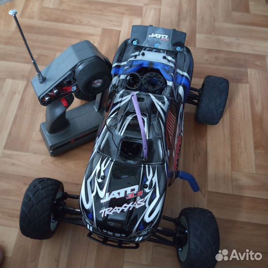 Машина на радиоуправлении Traxxas Jato 3.3