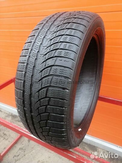 Nokian Tyres WR A4 215/50 R17 95V