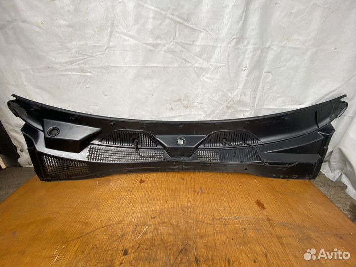 Жабо дворников Jeep Liberty KJ Либерти