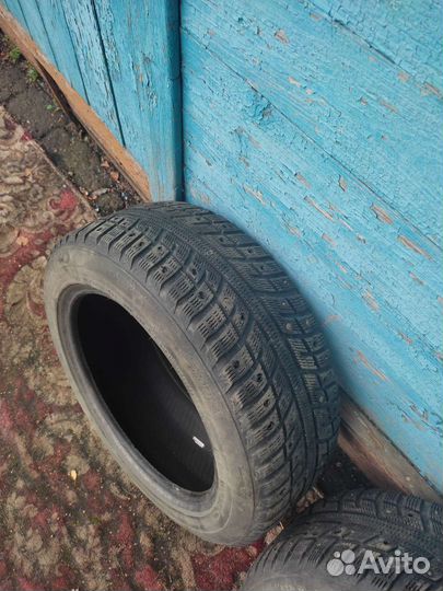 Kumho I'Zen KW22 205/55 R16