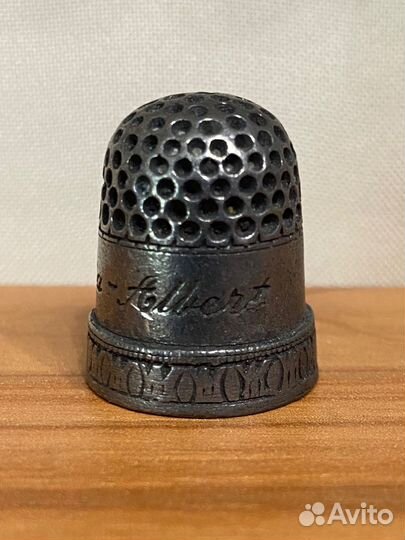 Наперсток коллекционный, Англия