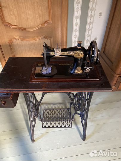 Швейная машинка зингер 1905г