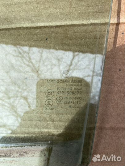 Стекло двери заднее левое mazda 3 bl седан