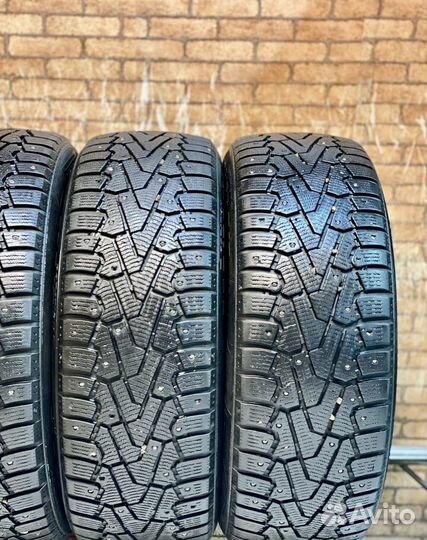 Pirelli Ice Zero 225/55 R17