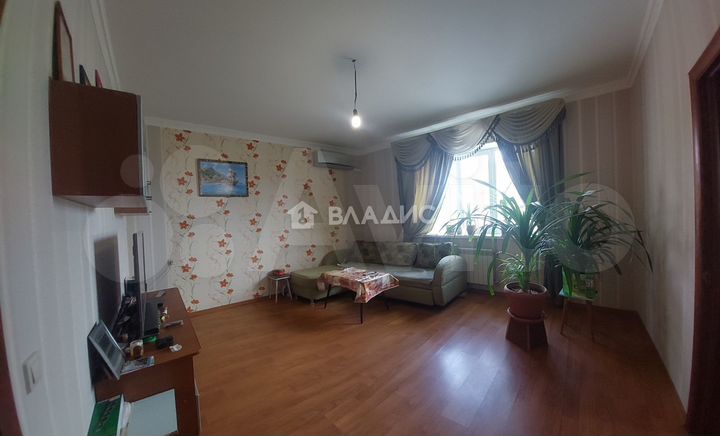 3-к. квартира, 74 м², 2/3 эт.