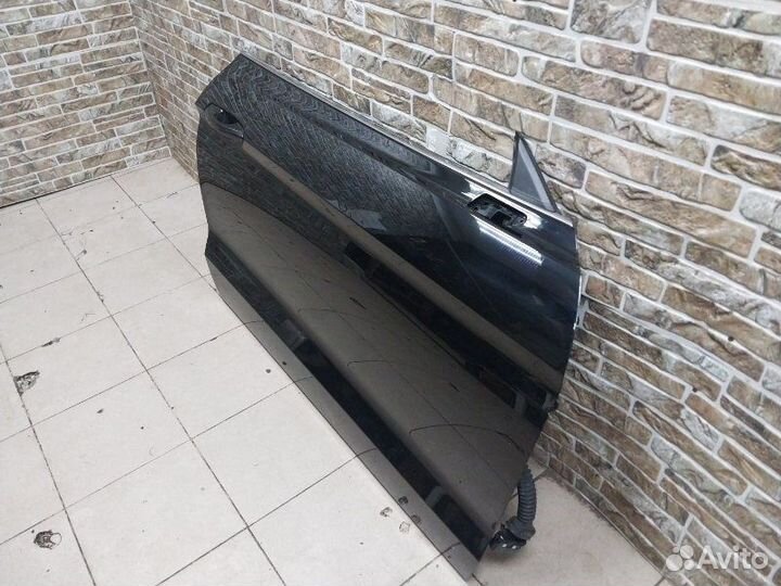 Дверь передняя правая Ford Mustang