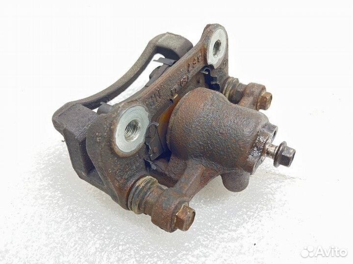 Суппорт тормозной задний правый Hyundai Sonata VII