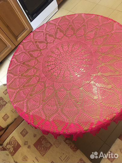 Скатерть круглая вязаная