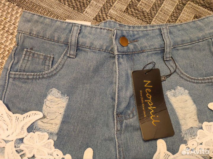 Шорты джинсовые. Размер М. Новые