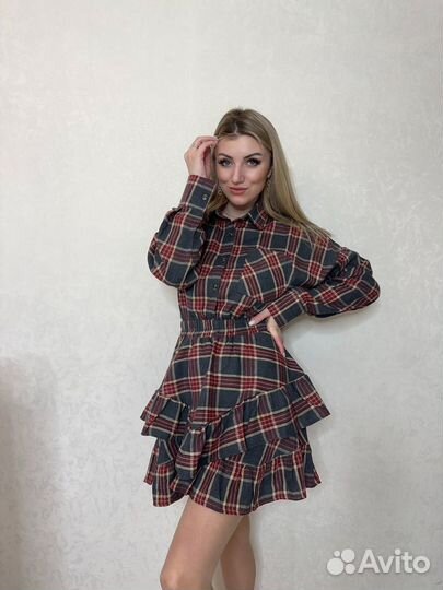 Трендовый костюм в клетку юбка - рубашка