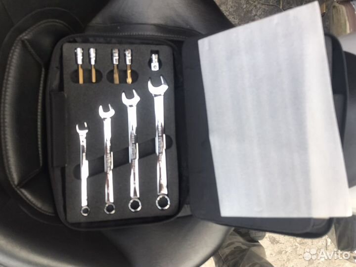 Honda gl 1800 gold wing штатный инструмент