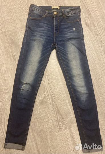 Джинсы женские