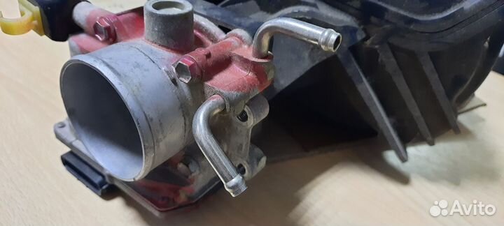 Дроссельная заслонка Тойота Авенсис/Рав4 1AZ