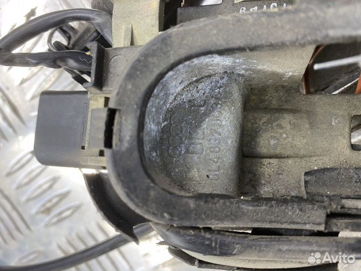 Ручка Audi A4 B5 + кронштейн ручки A4 b5