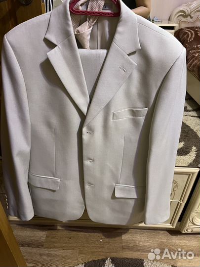 Костюм мужской