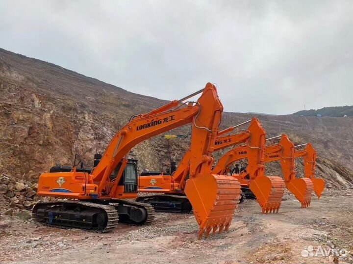 Гусеничный экскаватор Lonking CDM6396, 2023