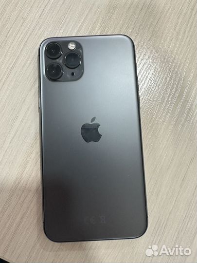 iPhone 11 Pro, 64 ГБ