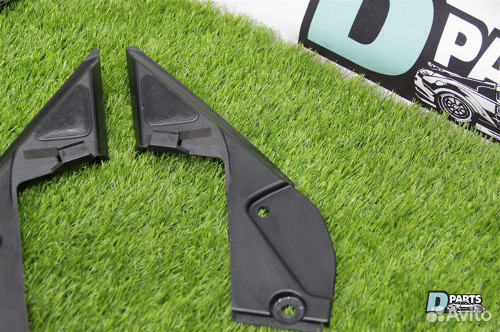 Треугольники зеркал Nissan Skyline CPV35-508696