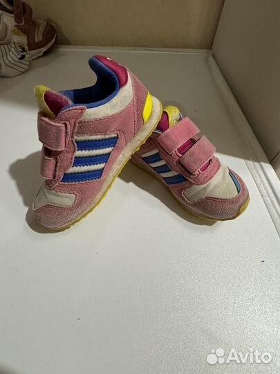 Кроссовки adidas