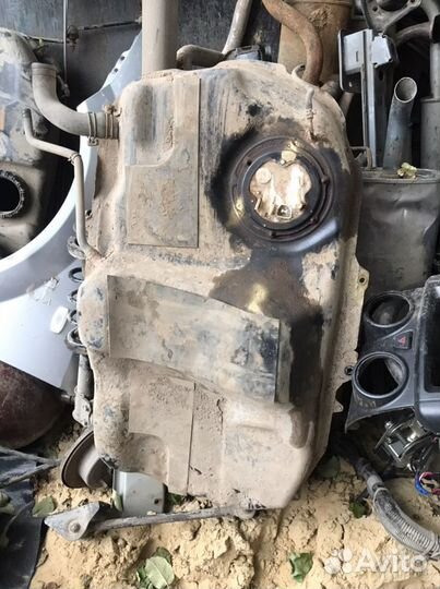 Бак на Лансер 10