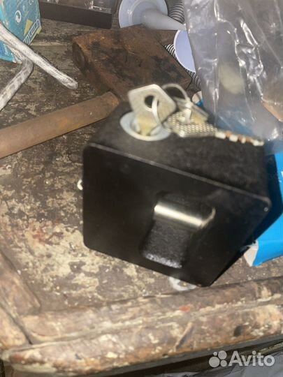 Замок гаражный