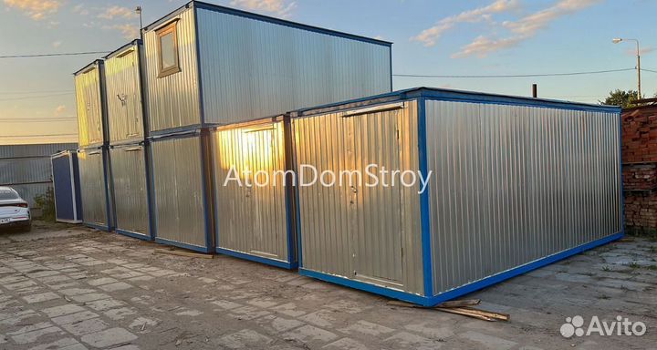 Блок контейнеры металлические. Вагончики для проживания