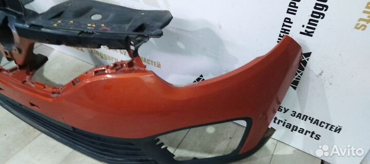 Бампер передний Renault Kaptur OEM 620222180R