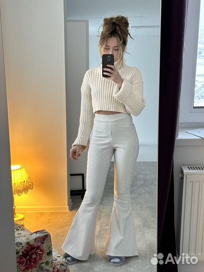 Свитер разный