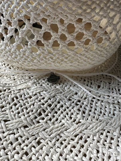 Соломенная шляпа от Seeberger