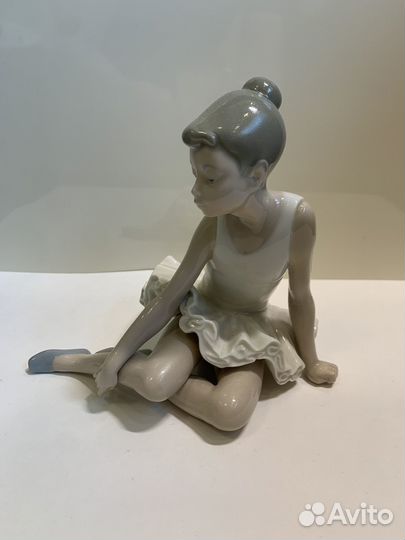 Статуэтка балерина фарфор NAO by Lladro, 1977 г