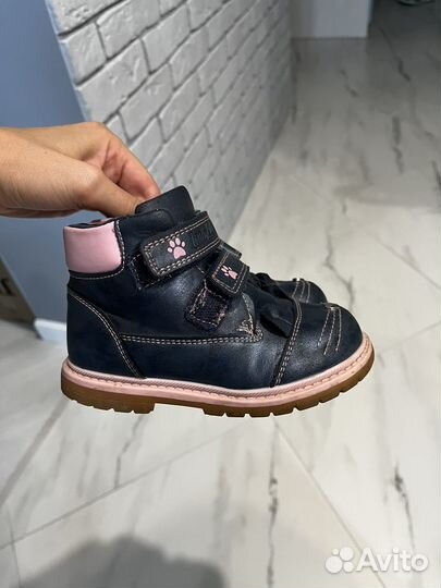 Ботинки для девочки 26