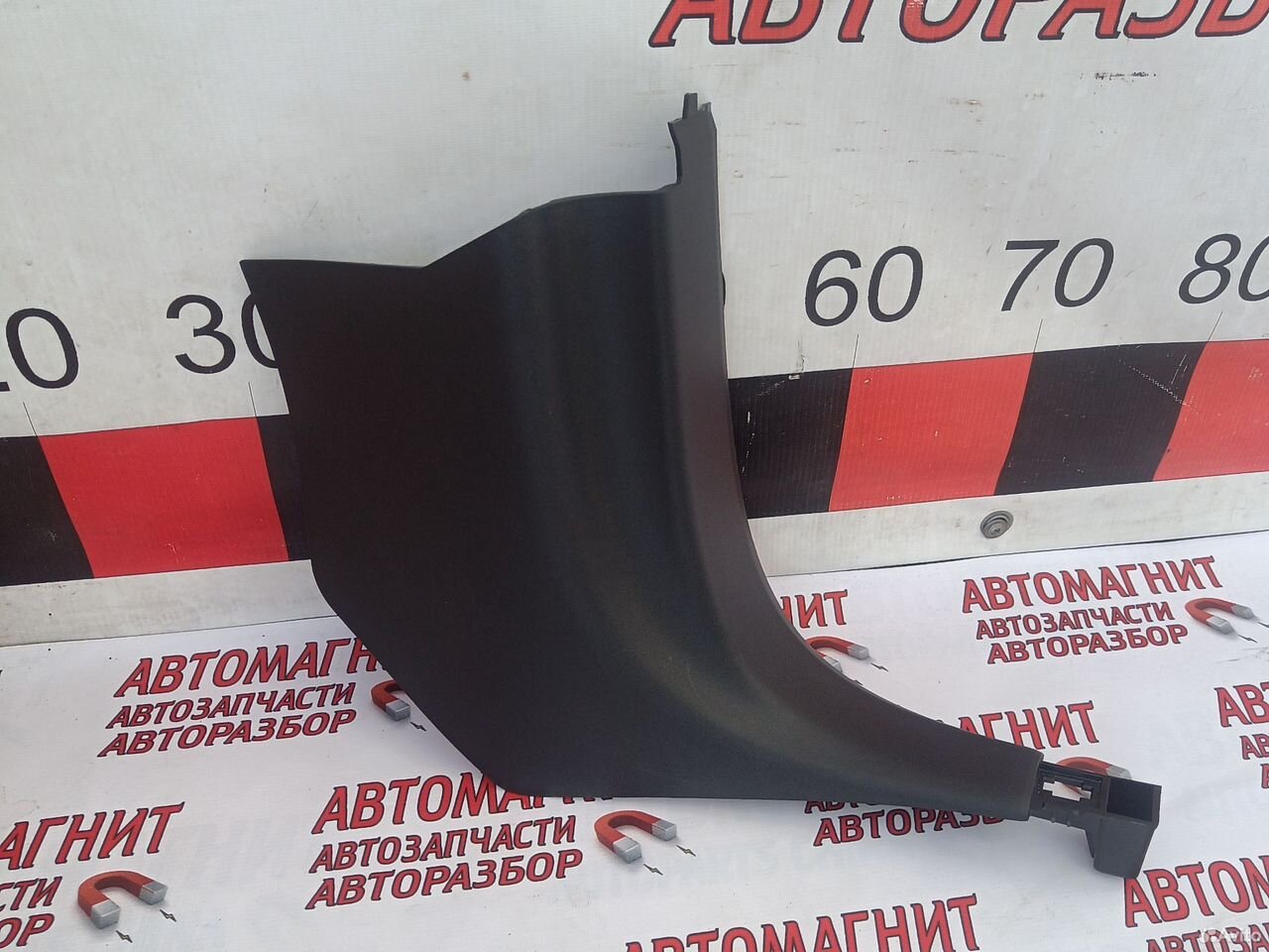 Накладка порога передняя правая Lixiang L7