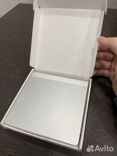 Apple magic trackpad 1