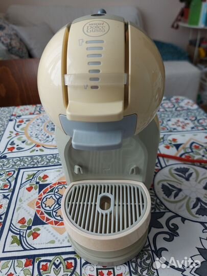 Капсульная кофемашина Nescafe Dolce Gusto