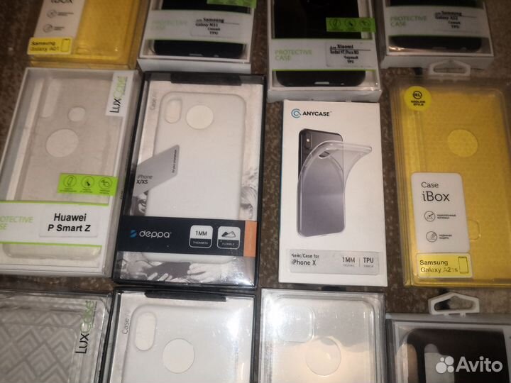 Чехлы для телефонов