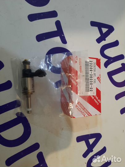 N E W Топливная форсунка Lexus 8AR 232093603002