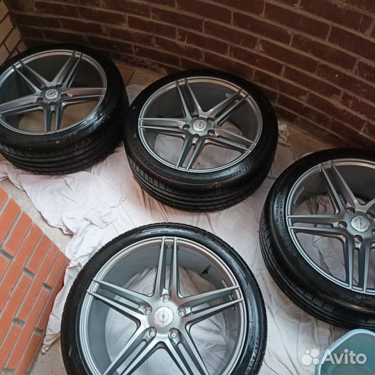 Новые колеса летние r18 5 112