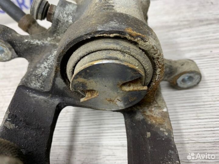 Суппорт задний левый Skoda Octavia A5 BMM 2.0 TDI