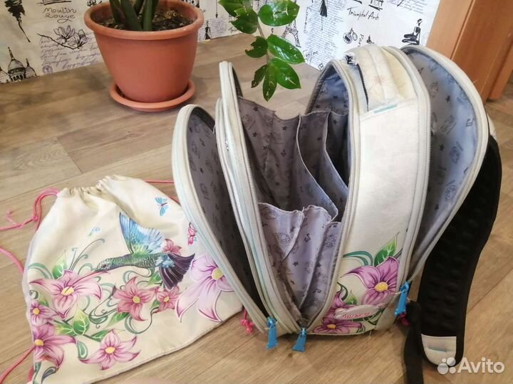 Школьный рюкзак