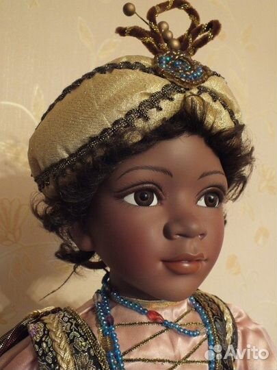 Фарфоровые коллекционные мулаты