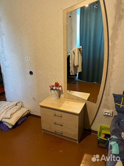 Спальный гарнитур бу