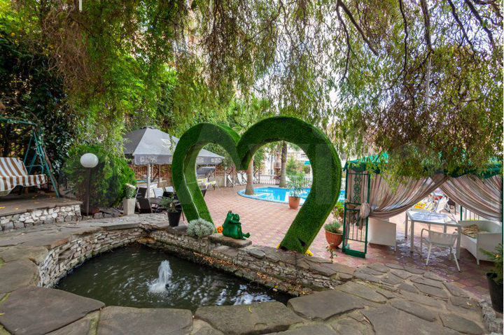 Гостиница, 825.7 м²