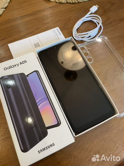 Samsung Galaxy A05, 4/64 ГБ