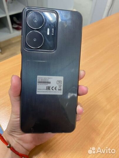 Realmi C55
