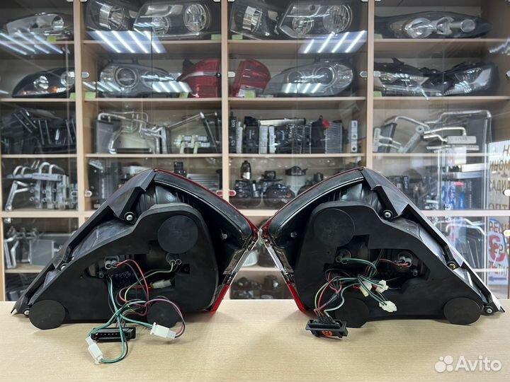 Фонарь задний в крыло Мерседес W221