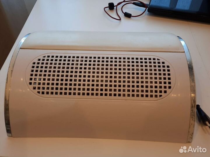 Пылесос для маникюра