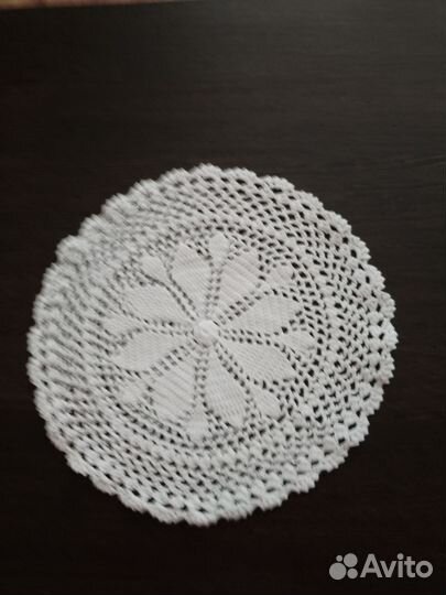 Салфетки сервировочные вязаные