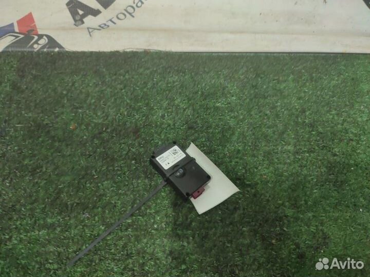 Антенна Bmw 320D F30 N47D20C 2015